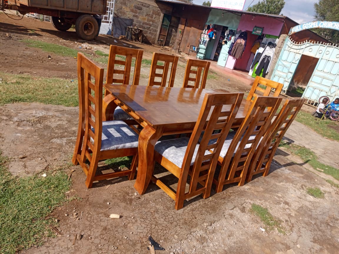 8 Seater Dinning Set